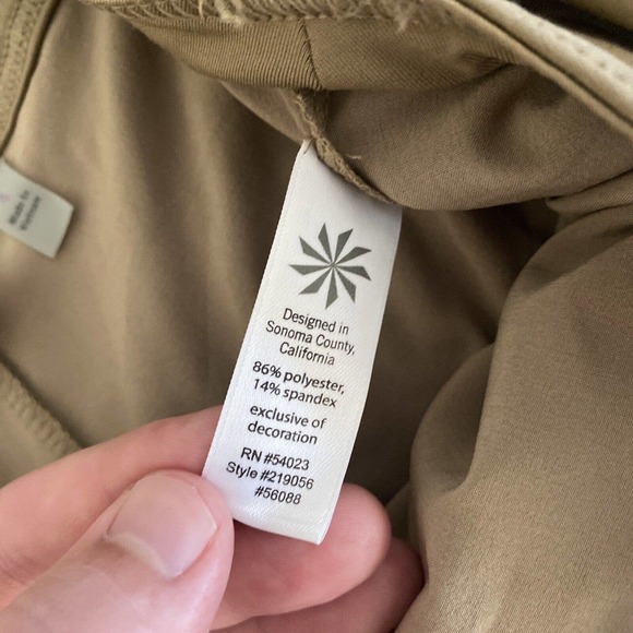 Athleta Wherever Skort Sz 4 Women’s Skirt w Shorts Layered Stretchy Tan Khaki - Picture 4 of 9